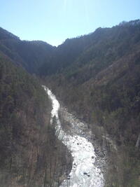 Collier d'argent dans les gorges du Drac... Collier d'argent dans les gorges du Drac...