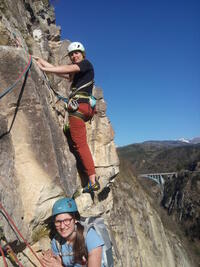 Heureuses les frangines! Heureuses les frangines!